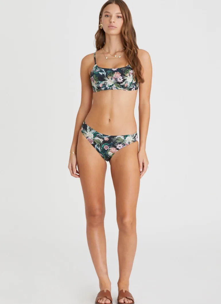 Lisanthus Charlize Classic Pant