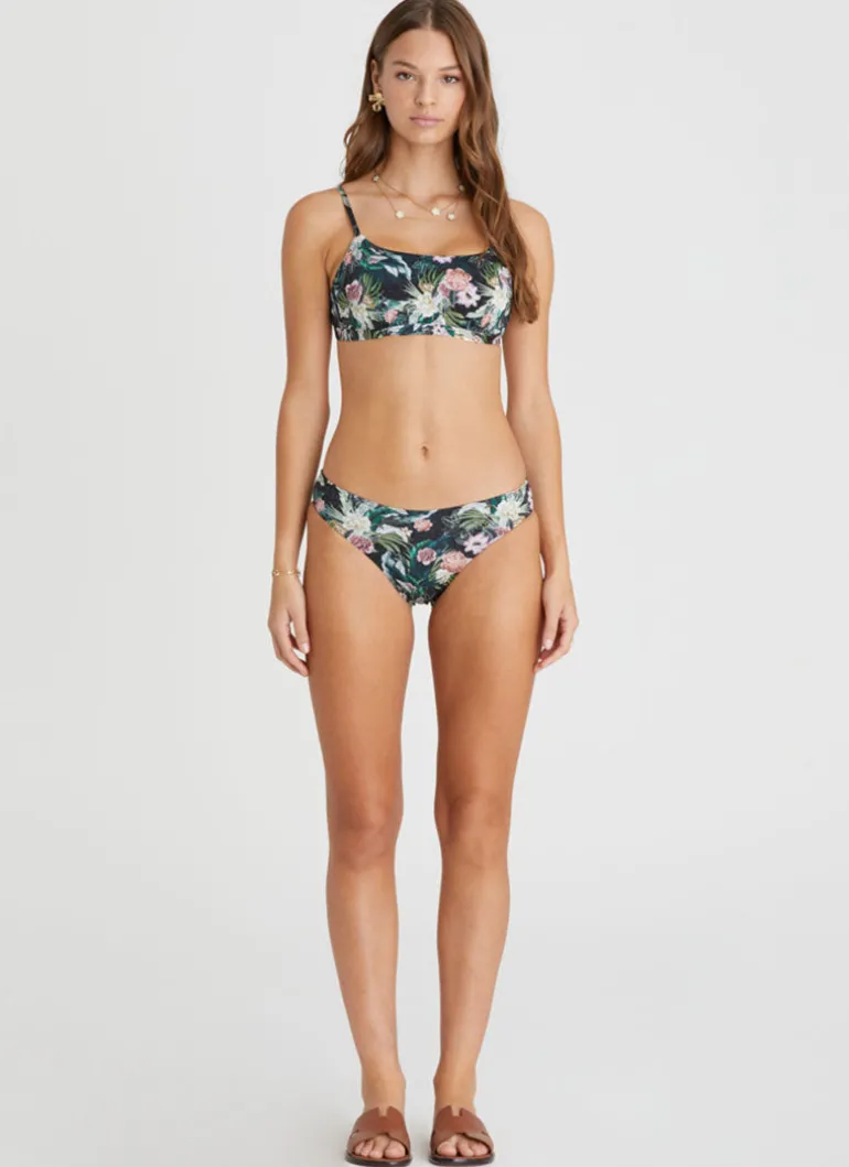 Lisanthus Iris D/DD Cup Top