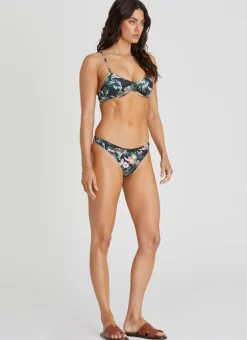 Lisanthus Mila Cheeky Pant