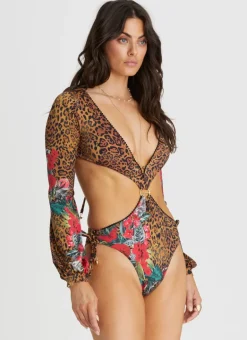 Poppy Monaghan One Piece